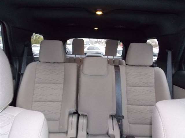 Ford Explorer 2014 photo 18